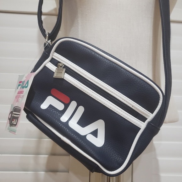 fila messenger bags